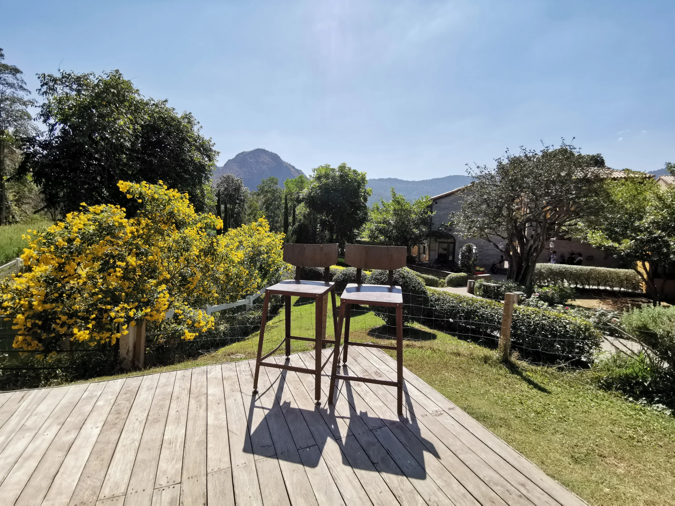 terrasse-sur-mesure-vinassan-espacevert11-baptiste-brandon